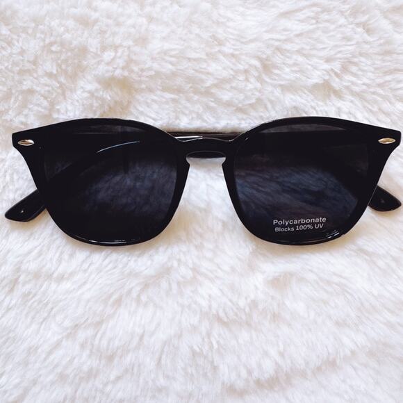 Stylens Accessories - Maura Black W/ Blue Lenses Oversized Oval Horn Rims Sunglasses